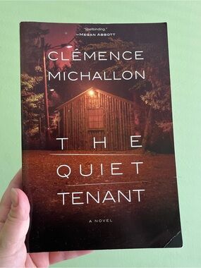 📚 4/25$ 📚 The Quiet Tenant by Clemence Michallon